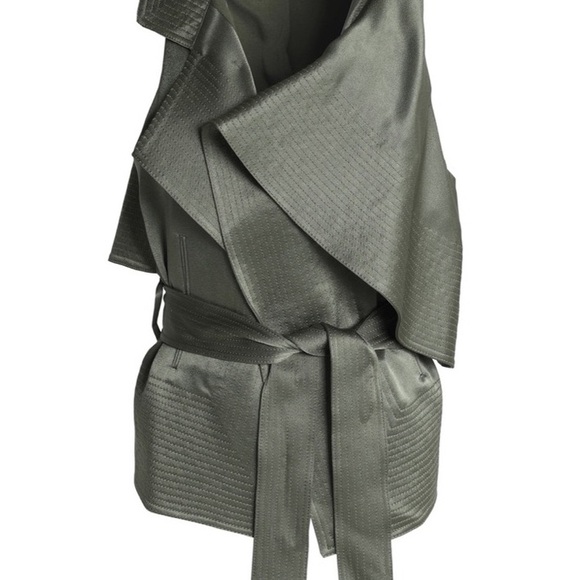 Halston Heritage Vest - Picture 9 of 12